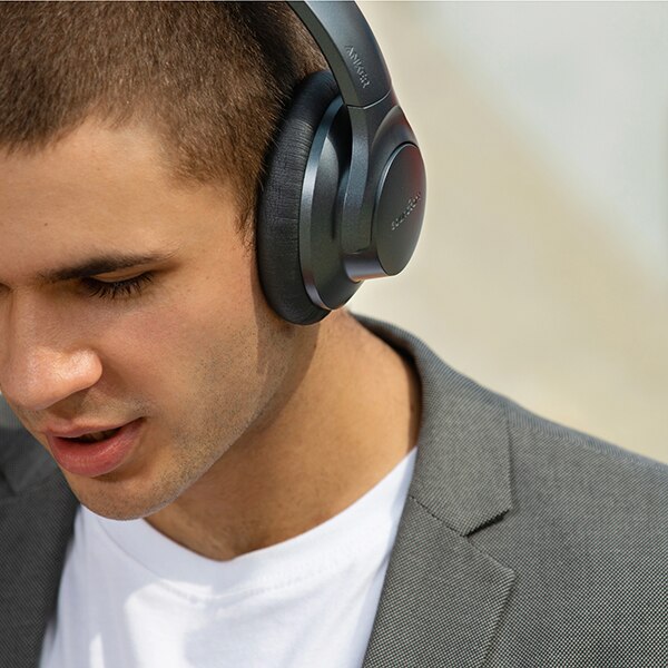 Wireless Long Playtime Waterproof Headphones